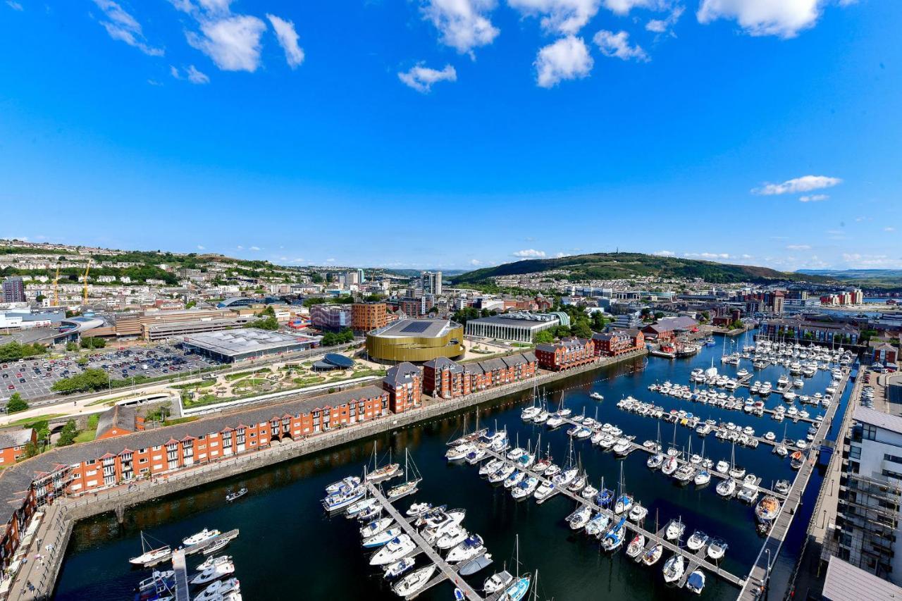 Just Stay Wales - Meridian Tower Marina & City View - 2 Bed Apartment Swansea Buitenkant foto